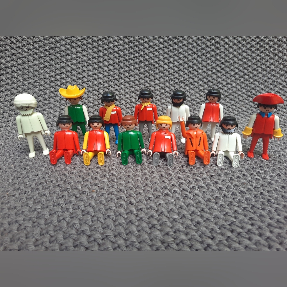 Vintage 1974 Playmobile Figure Lot